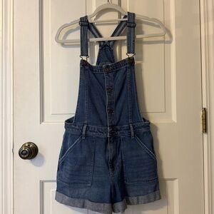 Hollister High-Rise Mom Short Overalls
